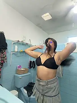 Chat +18 de LaHijaDelPecado ao vivo