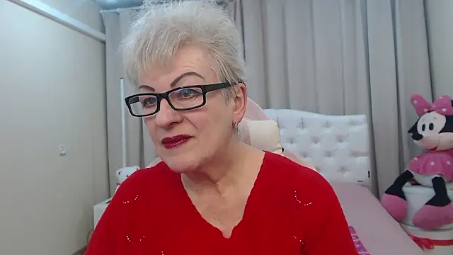 Chat +18 de KayleSmoll ao vivo