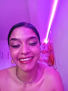 Aphrodite-777のライブXXXチャット