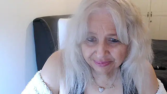 SusiLifeXXX élő XXX-chatje