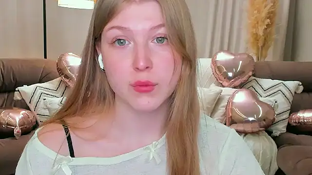 Stella_Light élő XXX-chatje