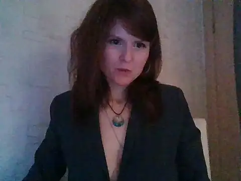 XXX chat uživo modela Arivonne