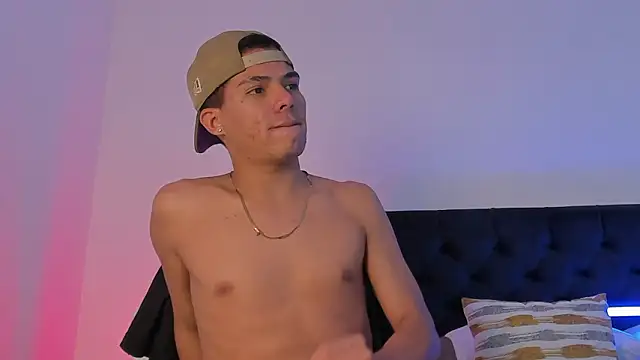 Marcus_MorenoのライブXXXチャット