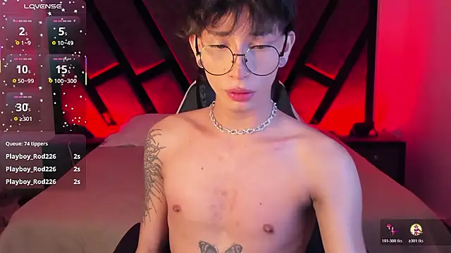 XXX chat uživo modela AndyWiilliams
