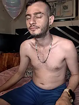 bigcockwhite777 Adlı Modelin Web Kamerası Şovu