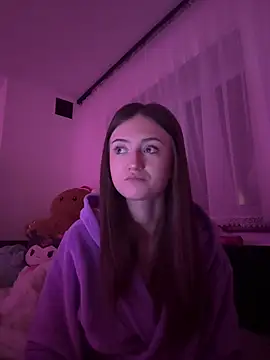 karlaluuvv Chat XXX in diretta