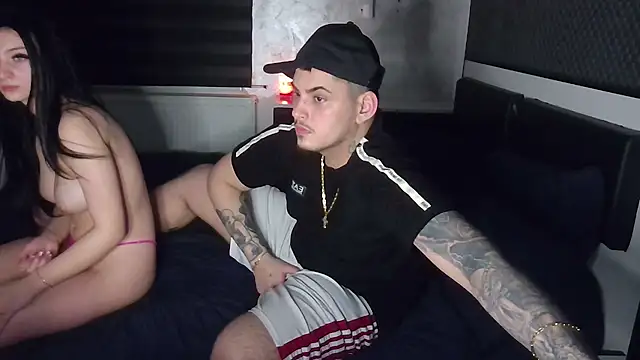 دردشة jessie_mmm الجنسية المباشرة