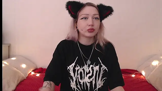 Emily_hardcore live XXX chat