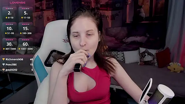 KiraDuvall's Live XXX Chat