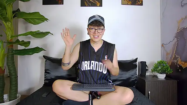 alex_noa élő XXX-chatje