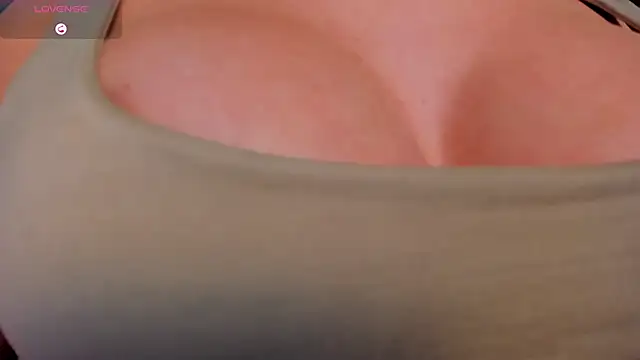 Czat XXX na żywo – AliceHarper_