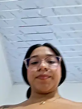 -VICKKY: απευθείας συνομιλία ΧΧΧ