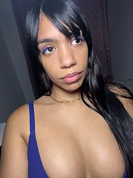 -Naomyy- Adlı Modelin Web Kamerası Şovu