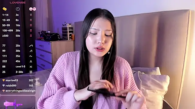 marin_light – Naživo XXX chat