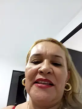 charlotte_milf30 Chat XXX in diretta