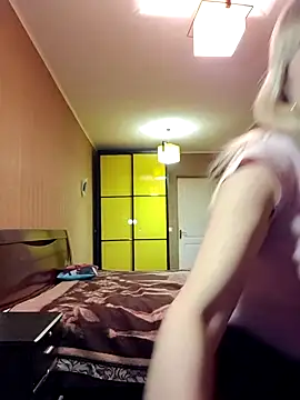 Show modela SelinaLovqx na web-kameri