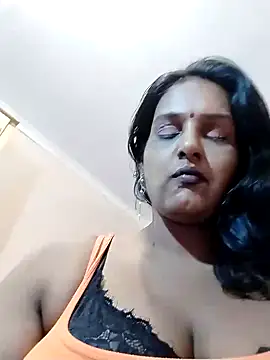 Foxybaby420 élő XXX-chatje