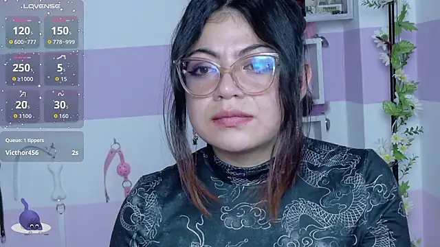 Catwhite_ Chat XXX in diretta