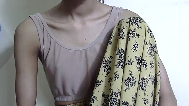 XXX chat uživo modela Anu_tiny