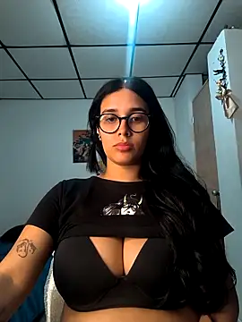 Annya-sweet Chat XXX live