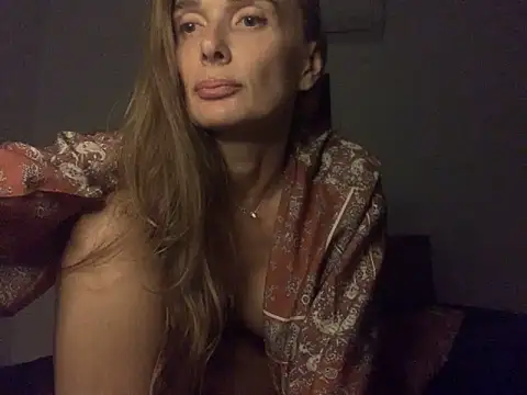 alealeop 现场XXX聊天