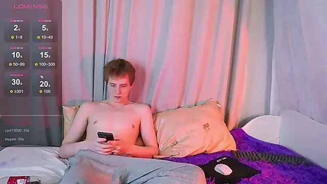 Lola_Raivis_ Adlı Modelin Canlı XXX Sohbeti