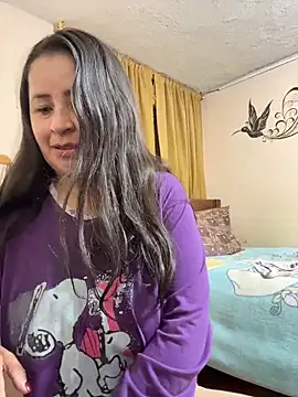 XXX chat uživo modela latinfemale