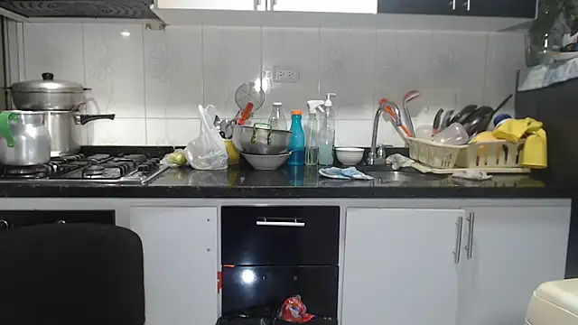 kateleyagrey – Live XXX-chat