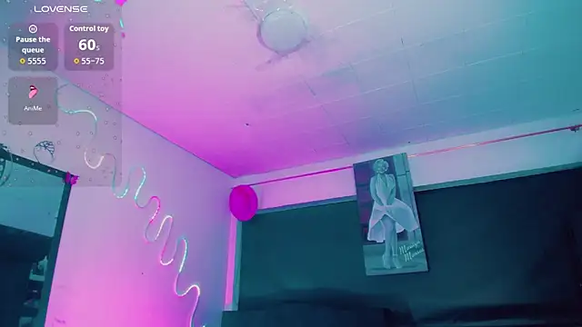 Kendall_hornyyのウェブカメラショー