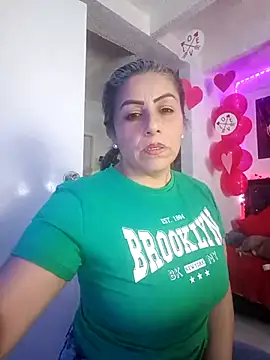 maynor_1998 élő XXX-chatje