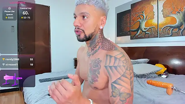 Valentiinoss live XXX chat