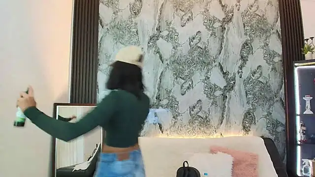 Nanami_19's Live XXX Chat