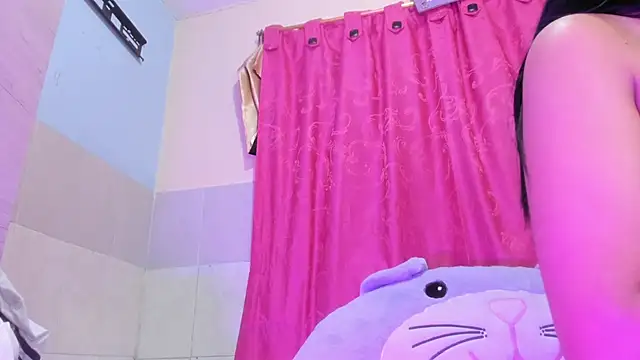 Chat +18 de Alysson_cb ao vivo