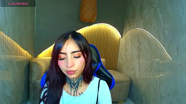 Živý XXX chat roux_r