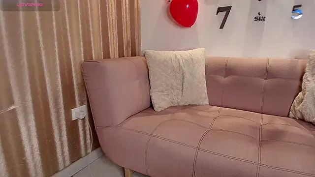 KamyGlam: онлайн-секс-чат