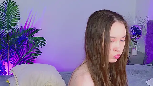 SilentLily élő XXX-chatje