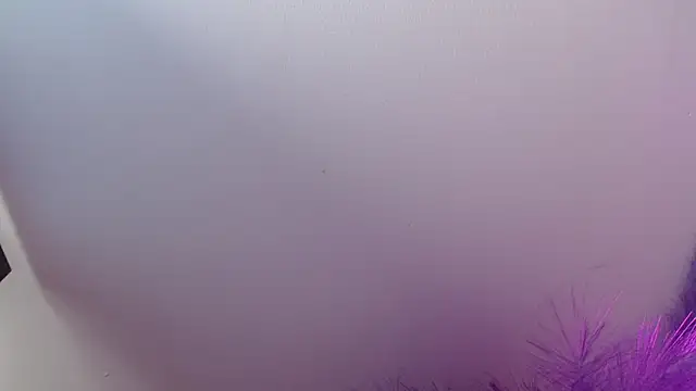 Chat +18 de Queen_Rousee ao vivo