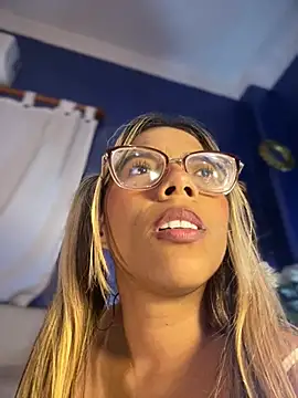 Chat XXX en directo de MiaSizzle