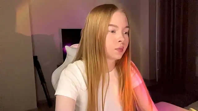 LumiSun Chat XXX live