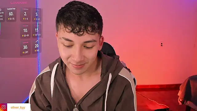 oliver_kyyのウェブカメラショー