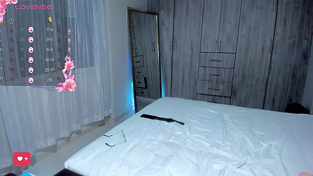 selenasmith18のライブXXXチャット