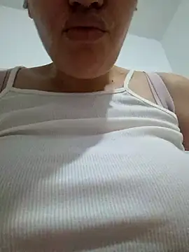 Czat XXX na żywo – Lonalonaa_19999