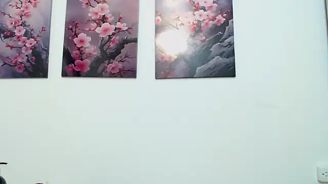 pinky_f00xのライブXXXチャット