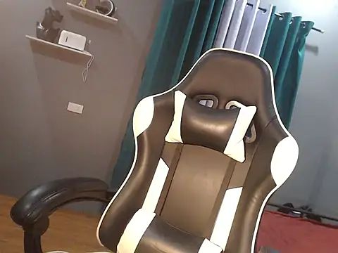 Chat XXX en directo de Hara_Danaya