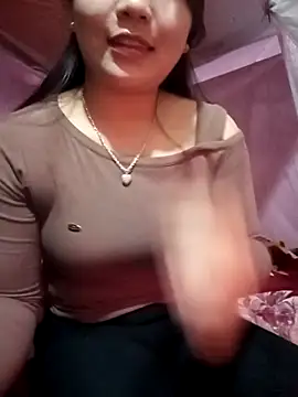 Czat XXX na żywo – -Lanaa-