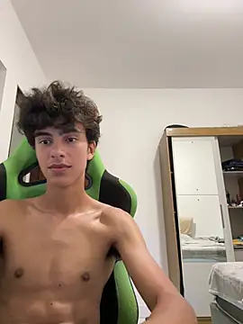 Show modela jpgrier na web-kameri