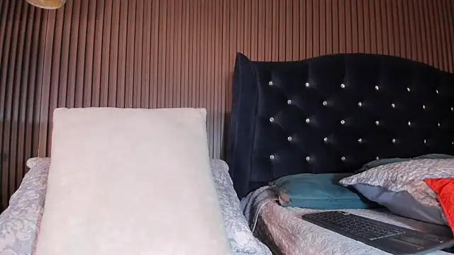 JuliaDawson_のライブXXXチャット