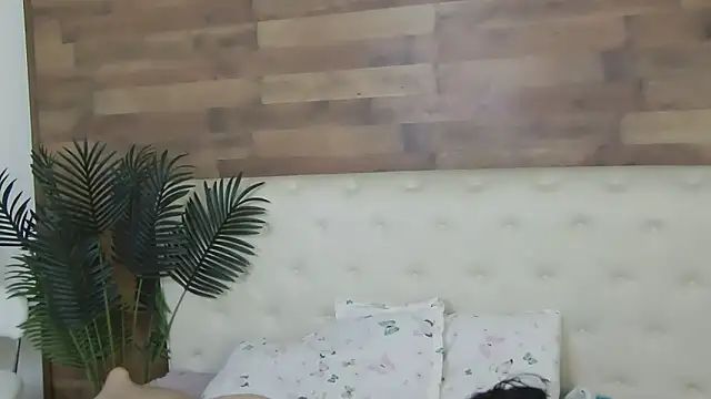 PerfectMom live XXX chat