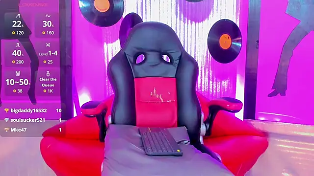 Chat XXX en directo de nickyminach_