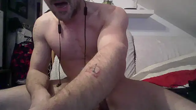 Cambitchboy 在線直播表演